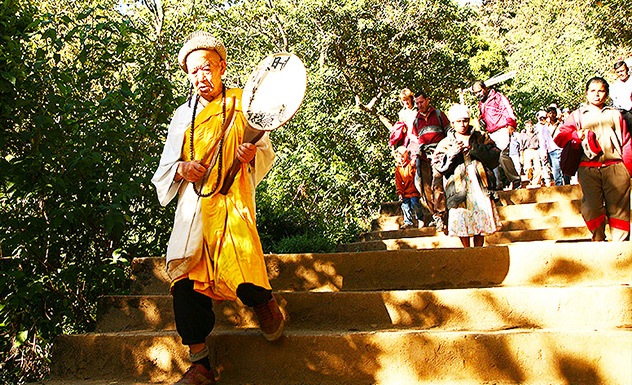 Adam’s Peak climb - Ceylon Tea Trails - Castlereagh - Sri Lanka In Style