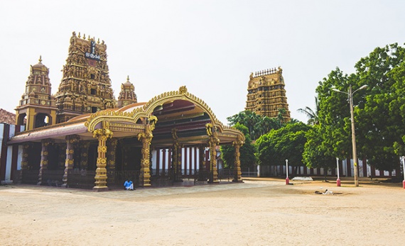 Nallur with Tradition - Jaffna -  Sri Lanka In Style